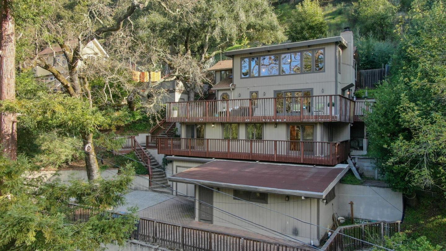 Front Image Thumbnail for ML82032455