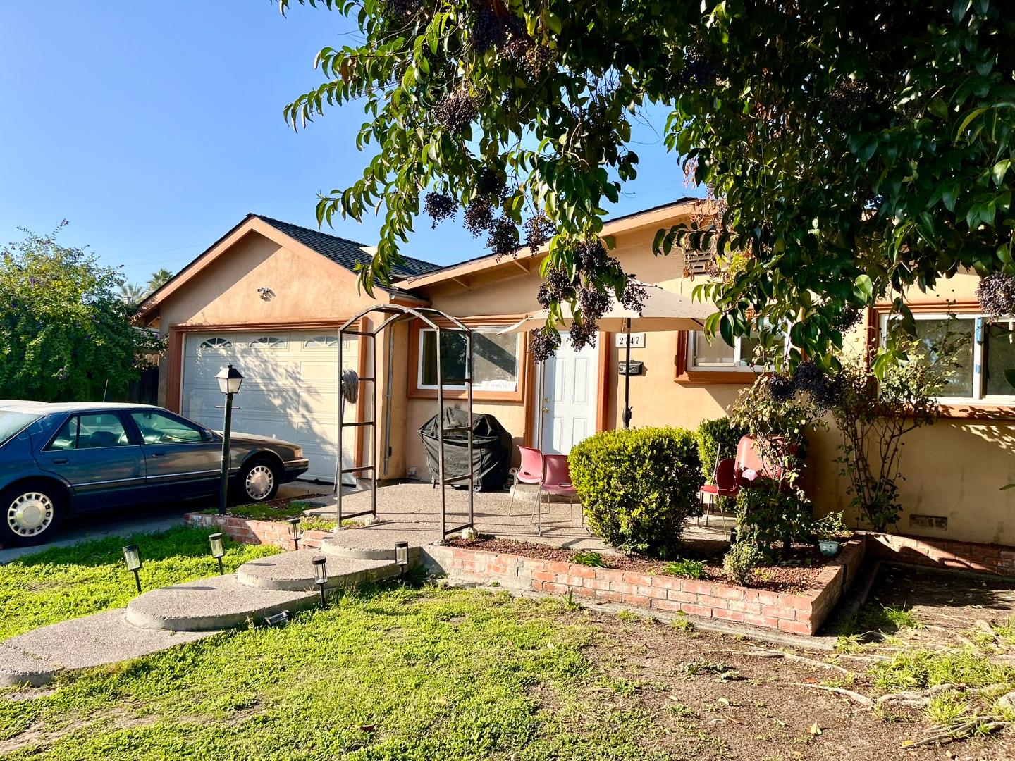 Front Image Thumbnail for ML82032551