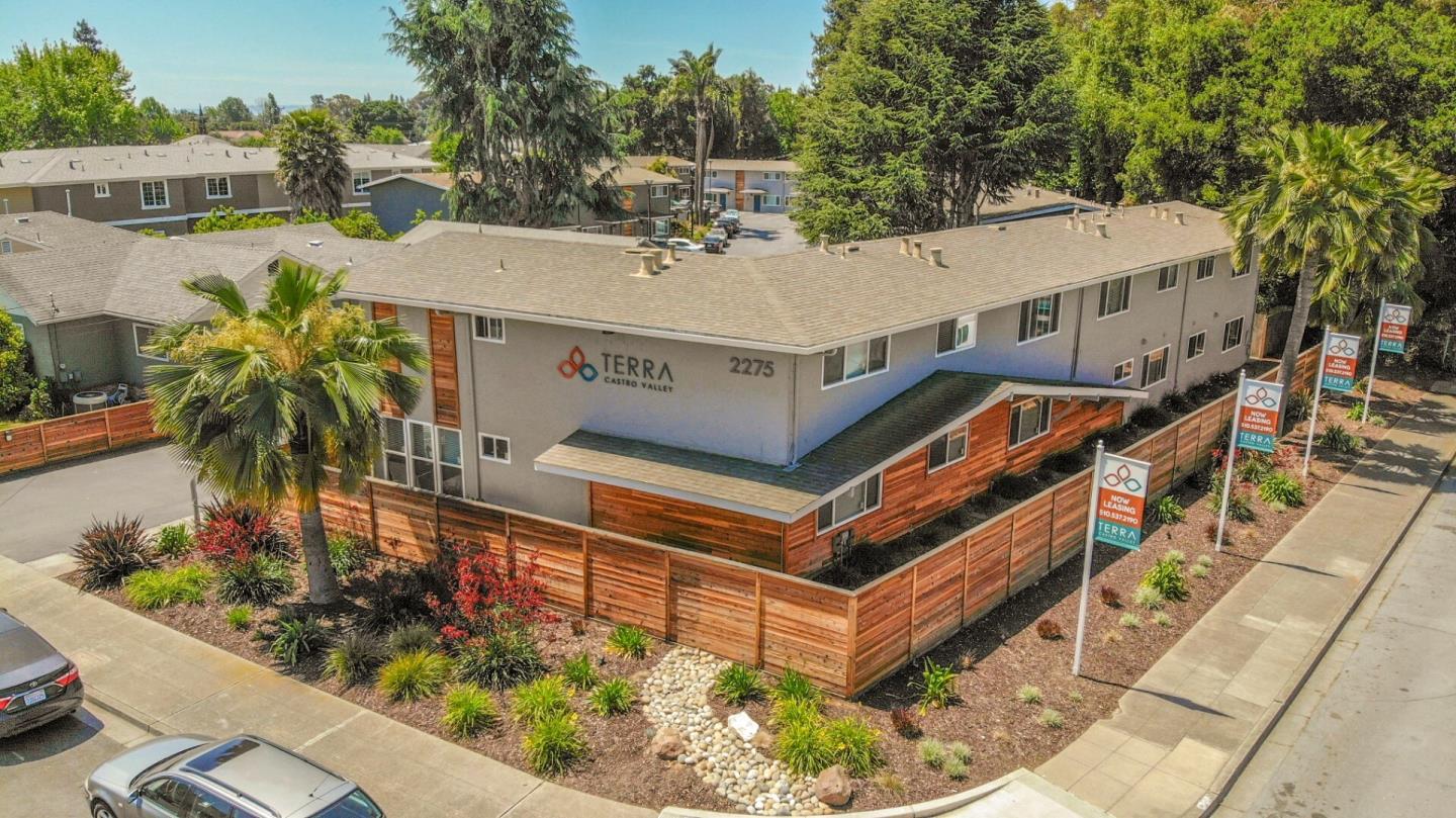 Front Image Thumbnail for ML82032662