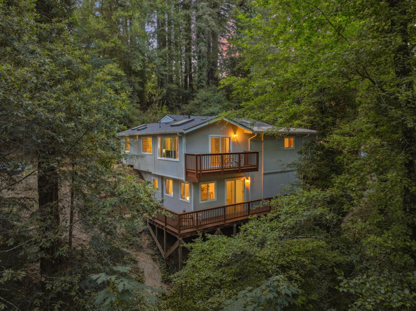 Front Image Thumbnail for ML82032698