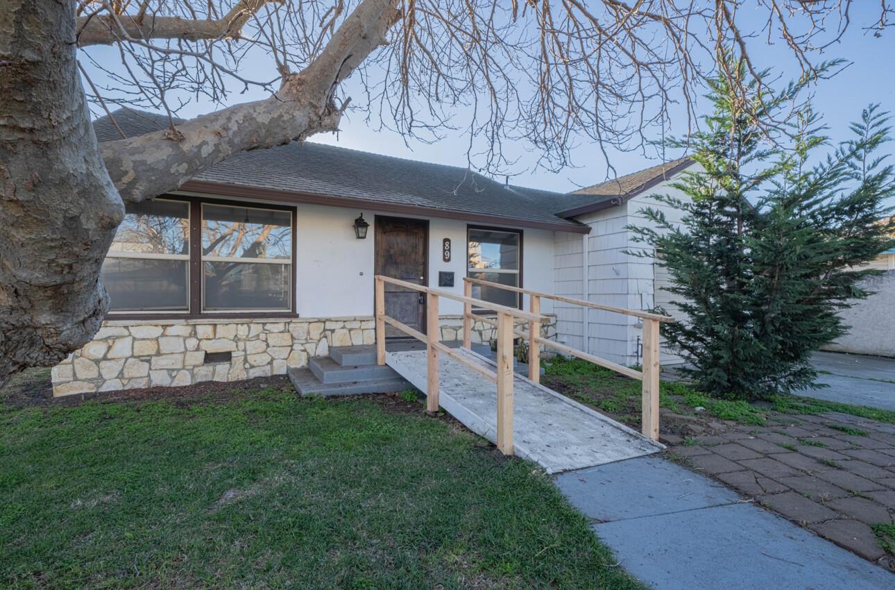 Front Image Thumbnail for ML82032777