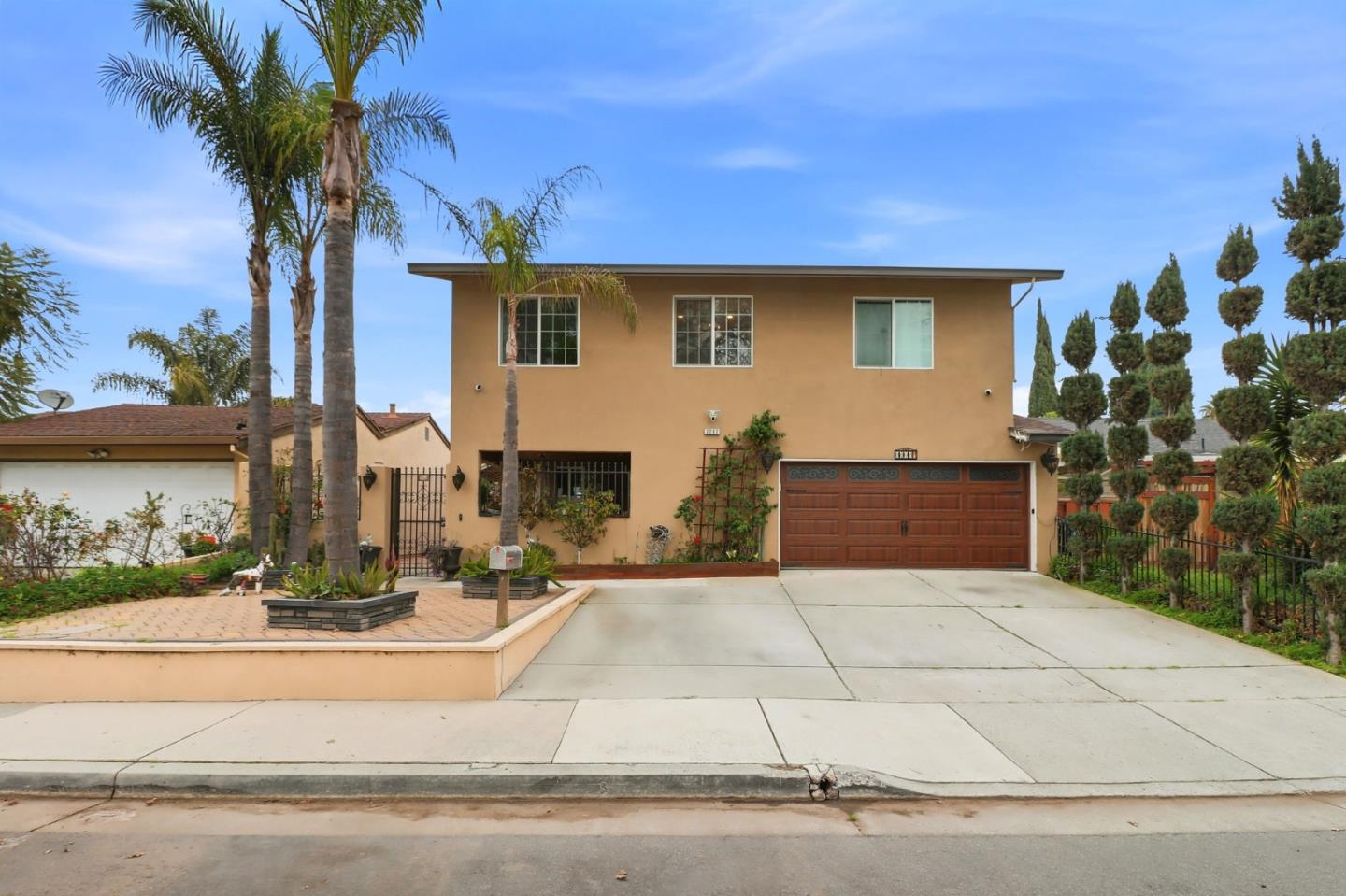 Front Image Thumbnail for ML82032798