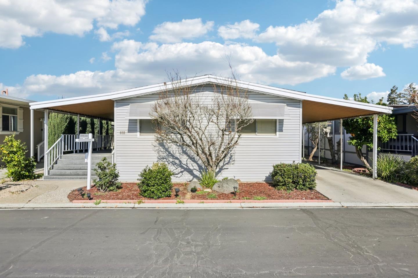 Front Image Thumbnail for ML82032835