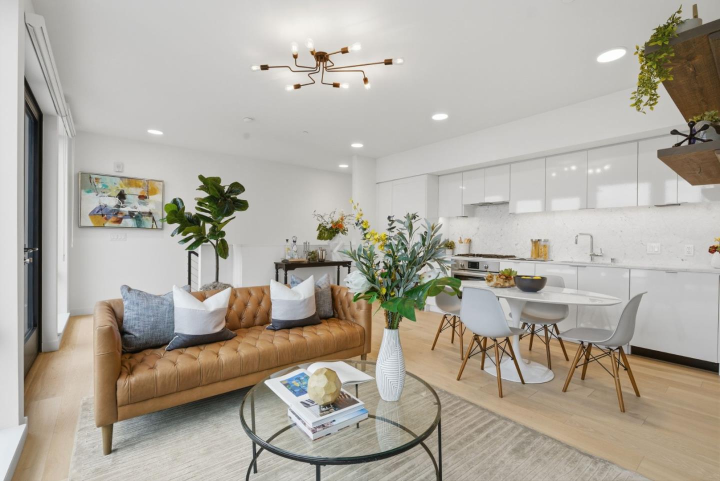 Front Image Thumbnail for ML82032849