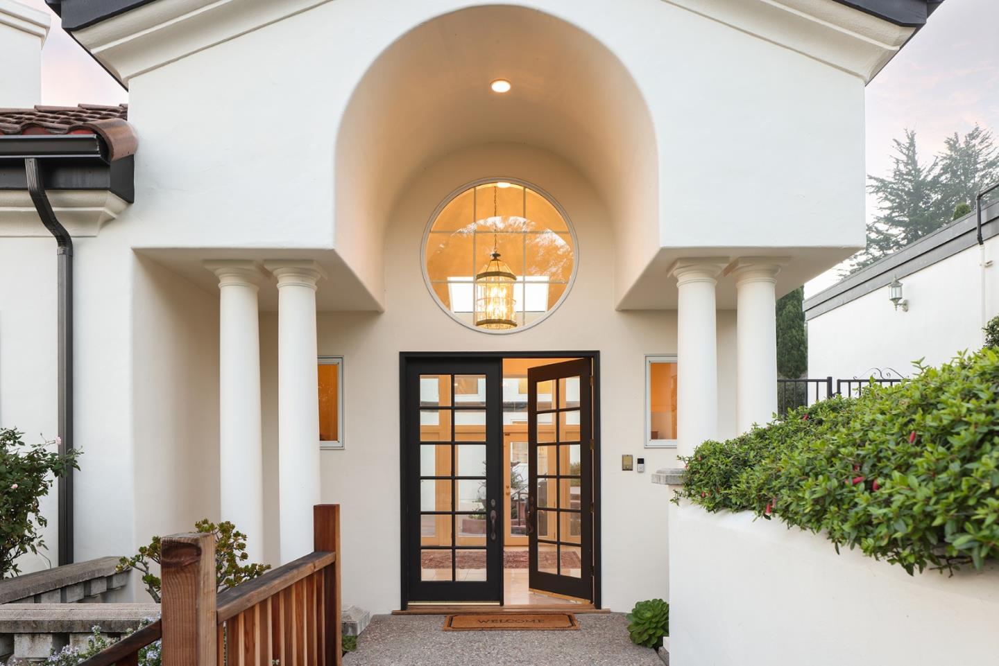 Front Image Thumbnail for ML82032864