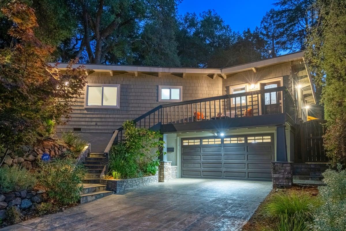 Front Image Thumbnail for ML82032876