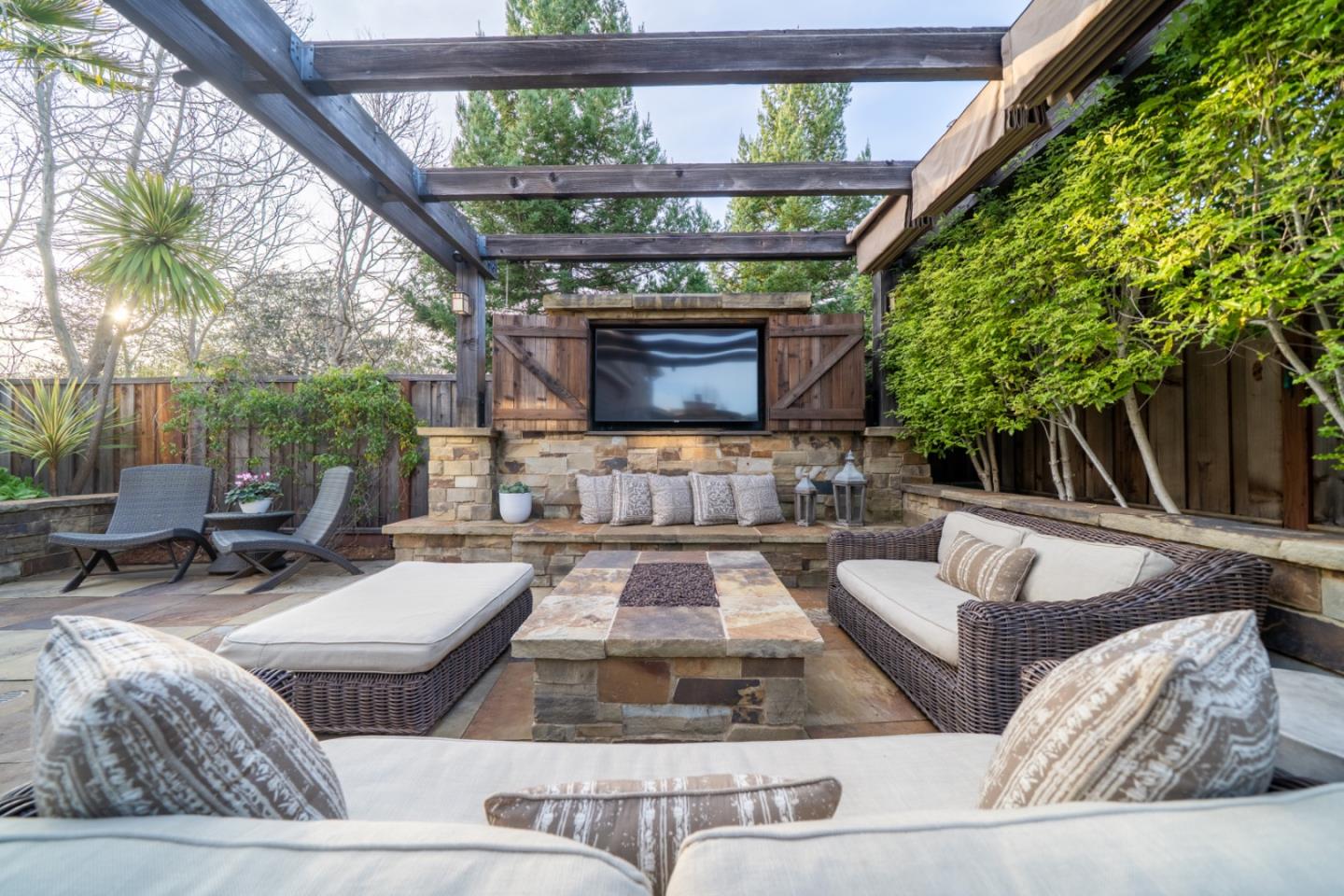 Front Image Thumbnail for ML82032982