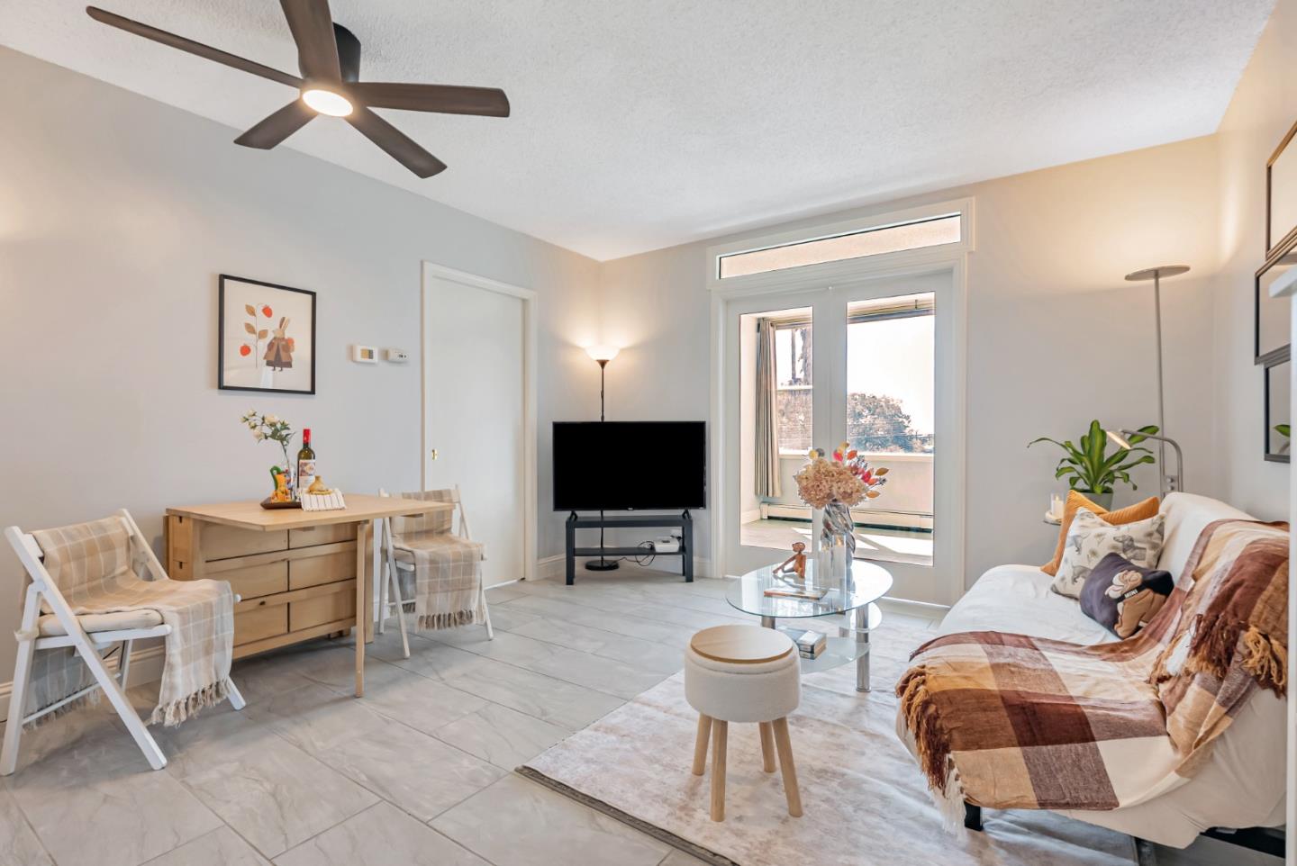 Front Image Thumbnail for ML82033029