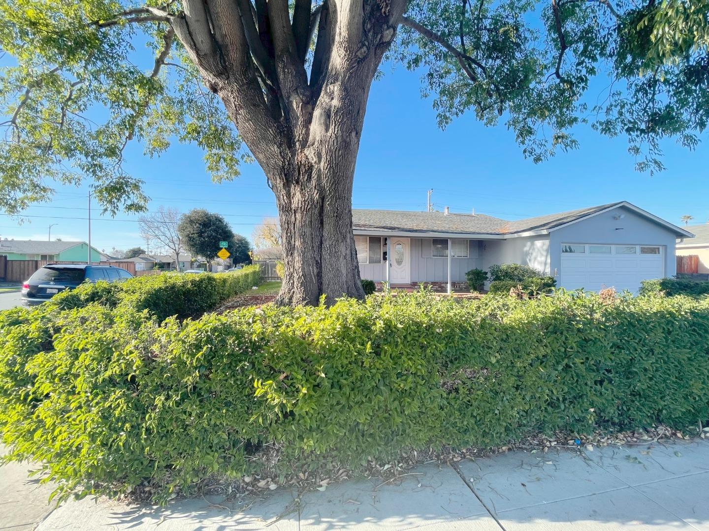 Front Image Thumbnail for ML82033052