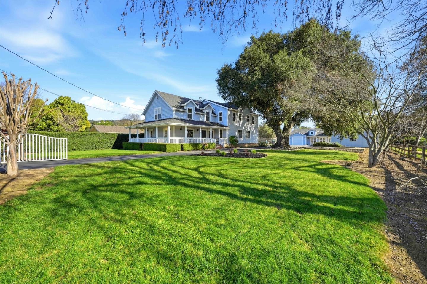 Front Image Thumbnail for ML82033066