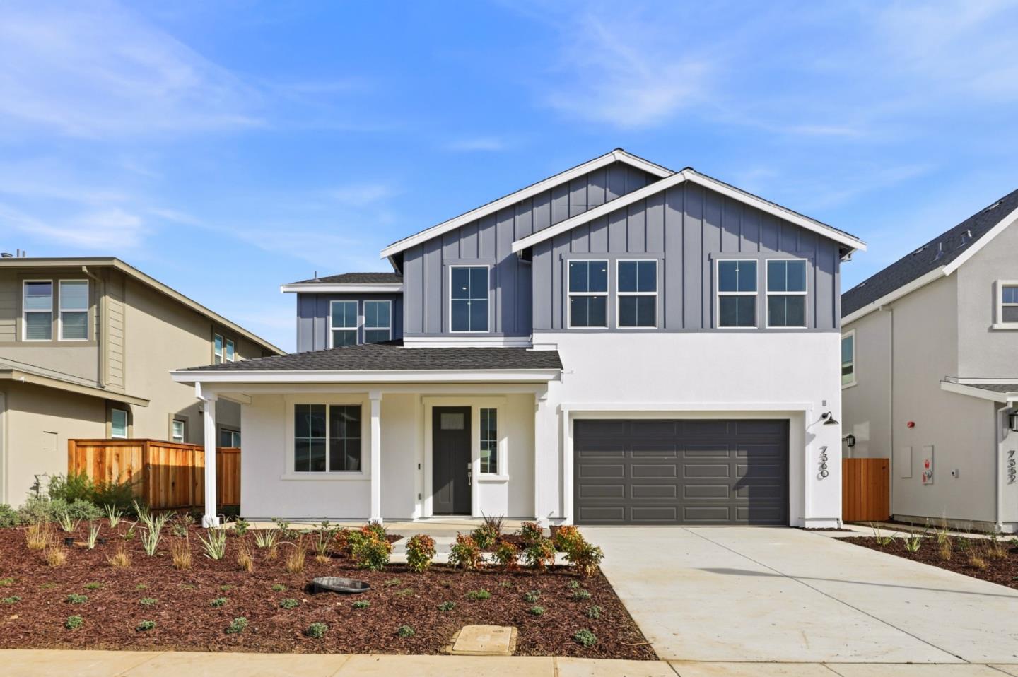 Front Image Thumbnail for ML82033071