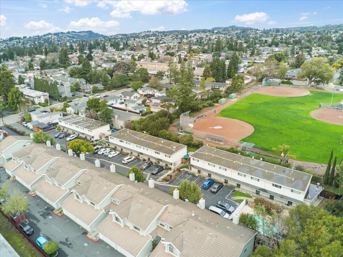 Front Image Thumbnail for ML82033081