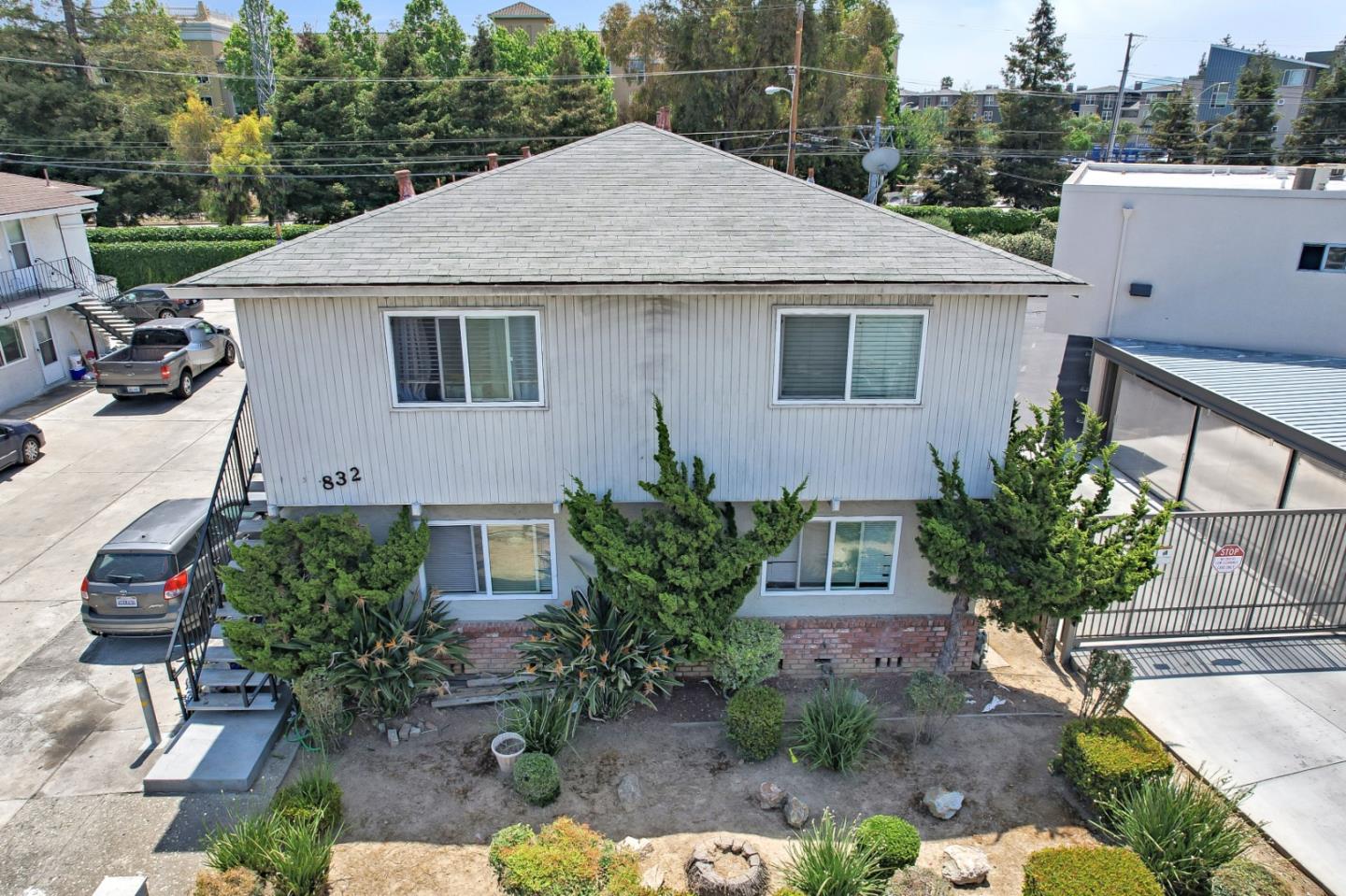 Front Image Thumbnail for ML82033146