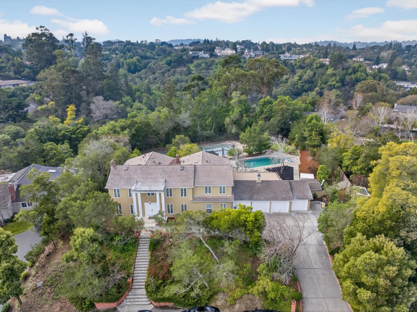 Front Image Thumbnail for ML82033179