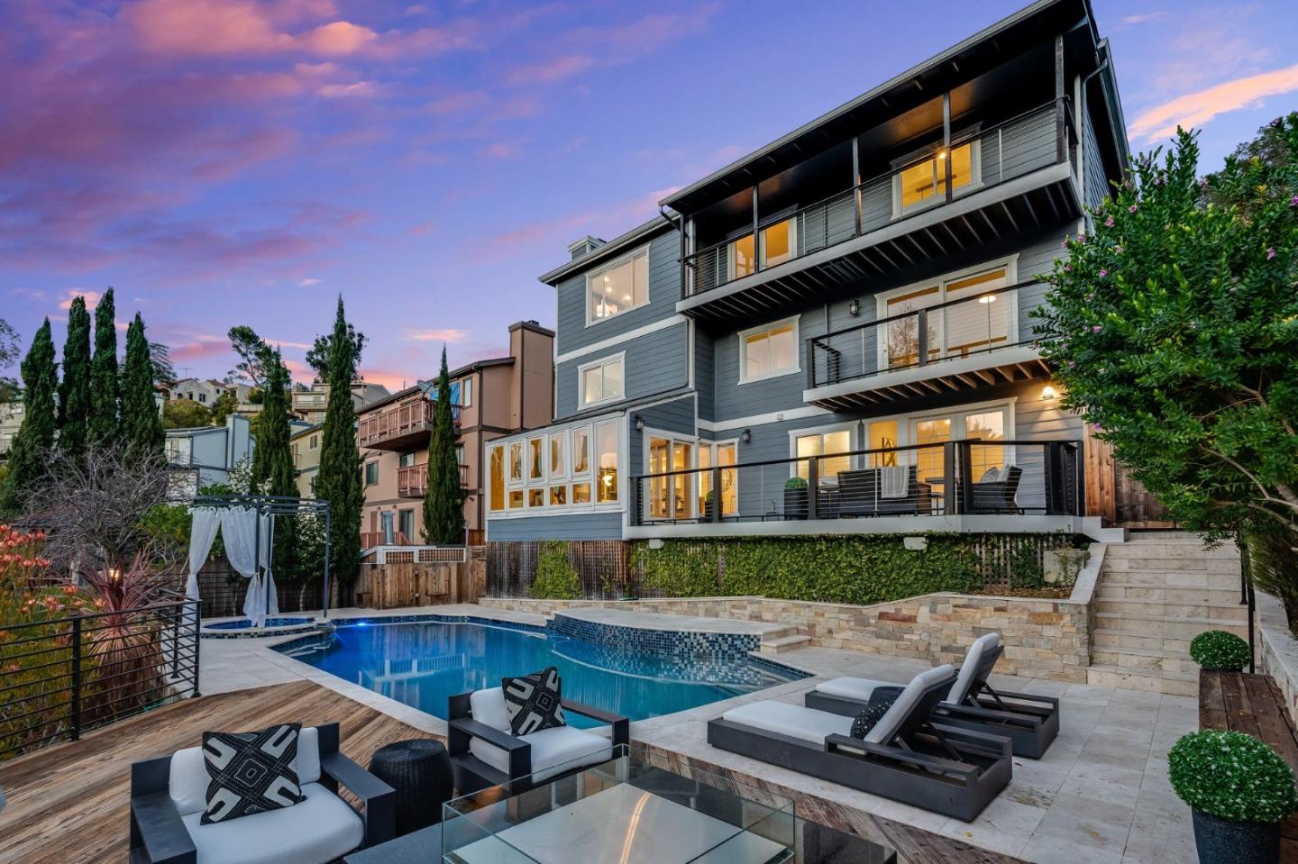 Front Image Thumbnail for ML82033198