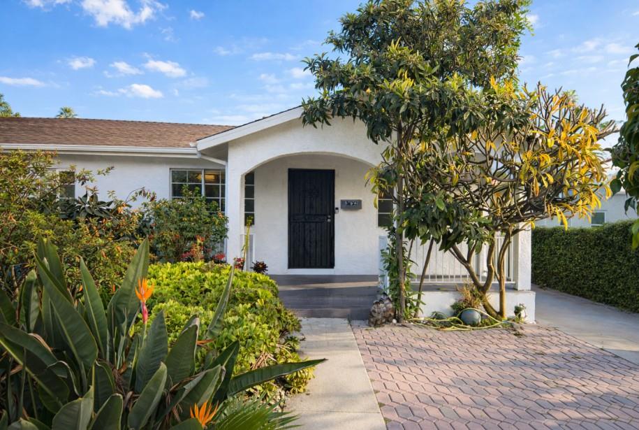 Front Image Thumbnail for ML82033386