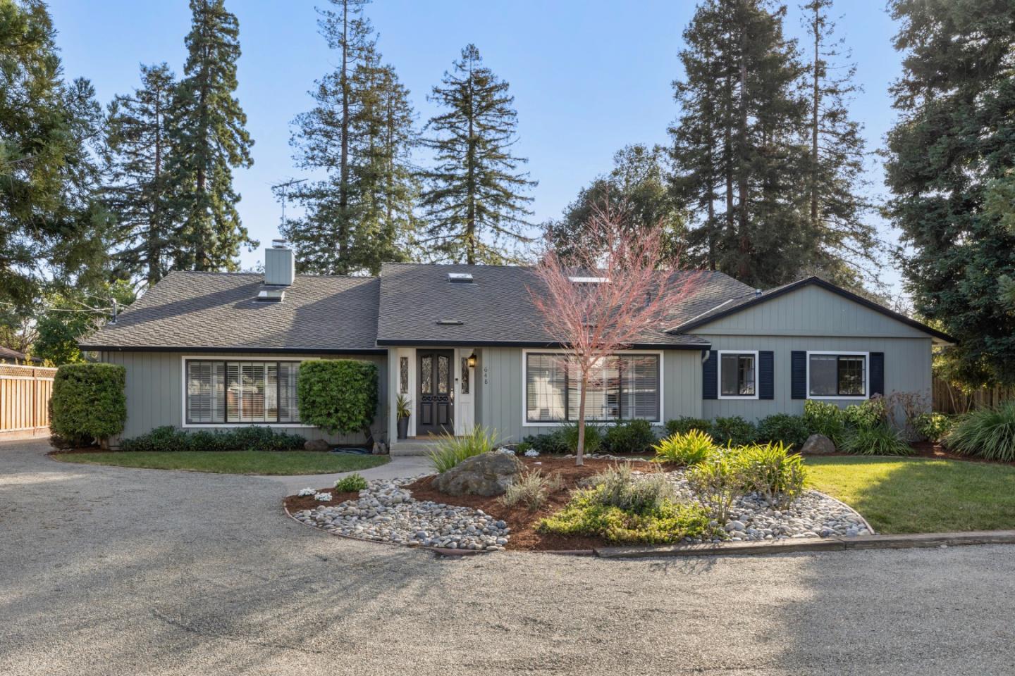 Front Image Thumbnail for ML82033423