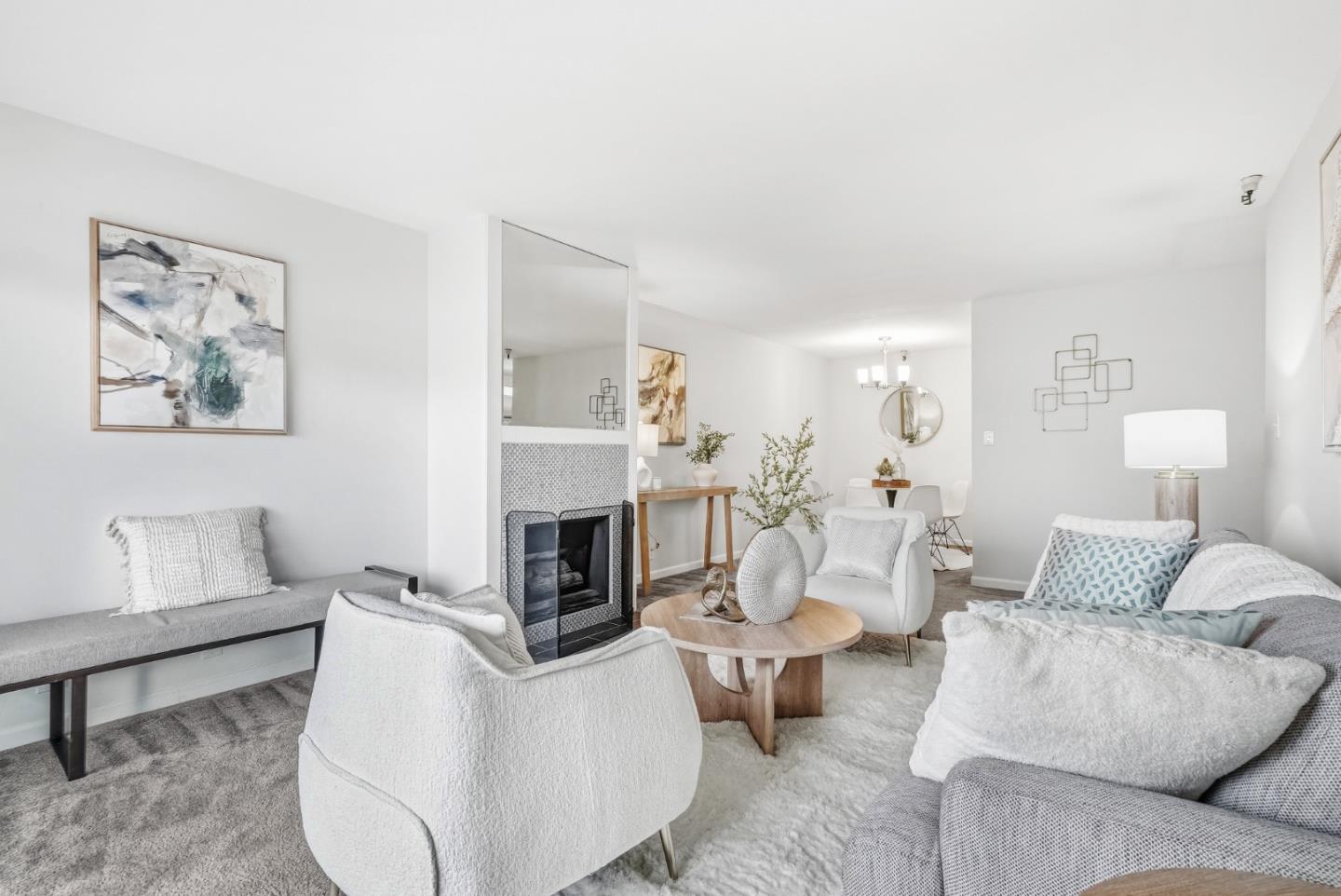 Front Image Thumbnail for ML82033486