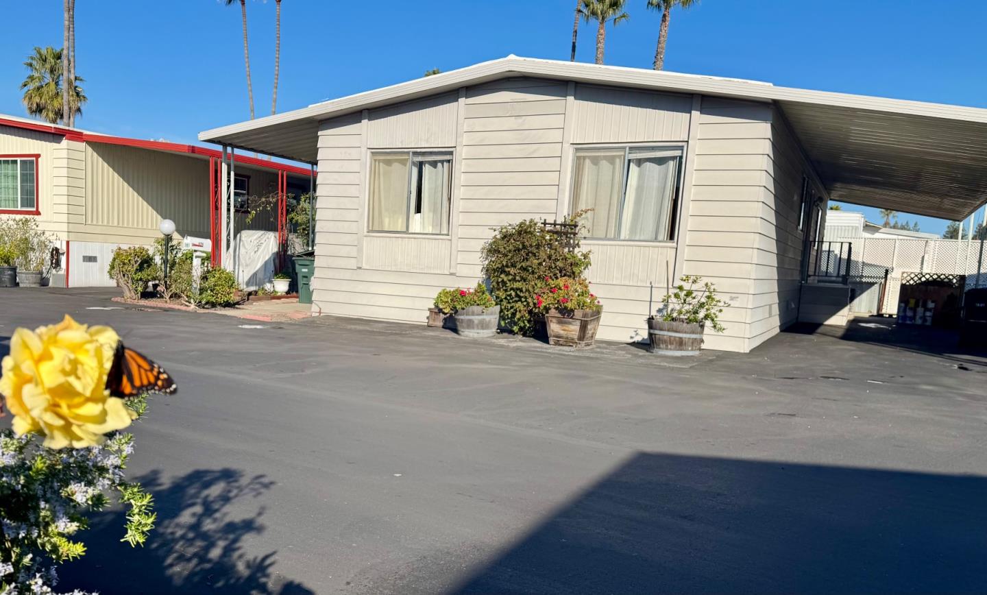 Front Image Thumbnail for ML82033593