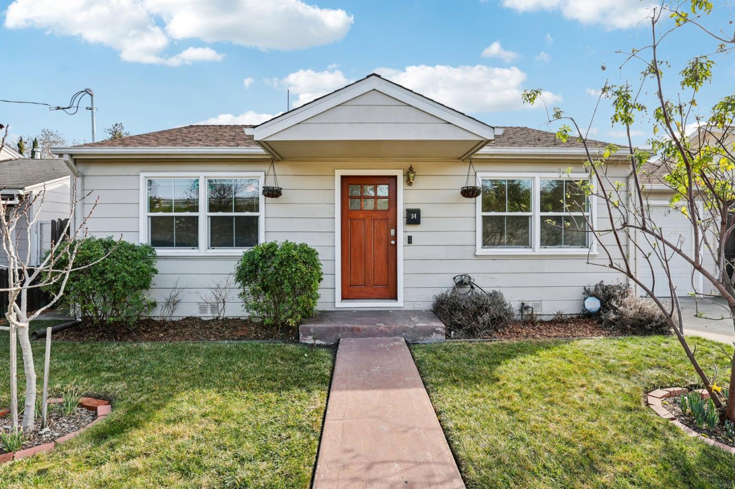 Front Image Thumbnail for ML82033613