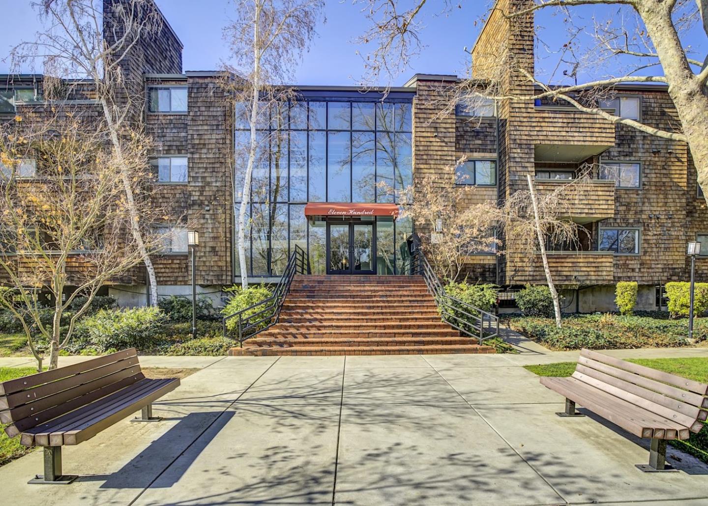 Front Image Thumbnail for ML82033851