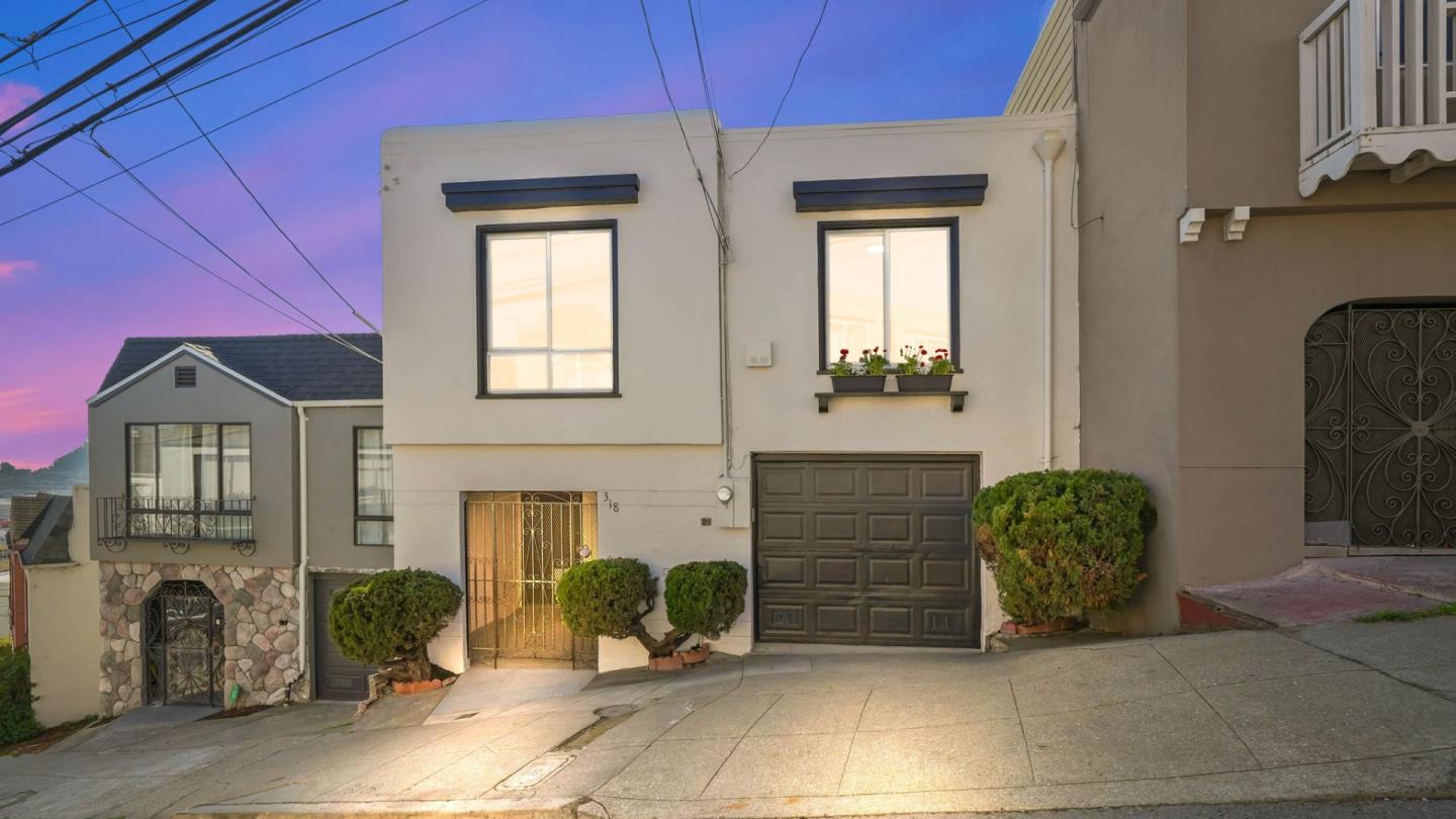 Front Image Thumbnail for ML82033859