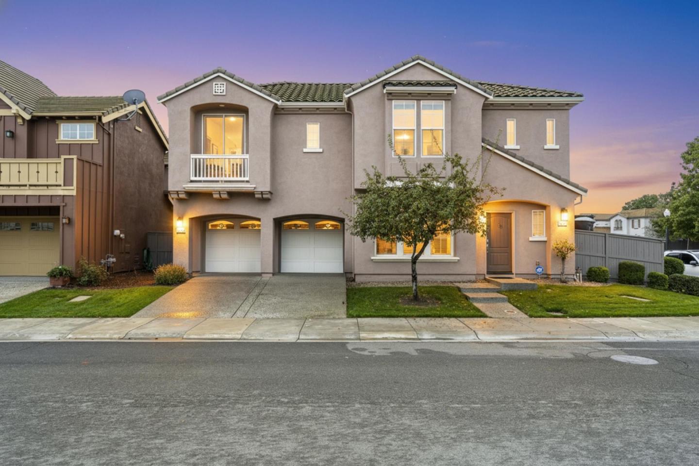 Front Image Thumbnail for ML82033912