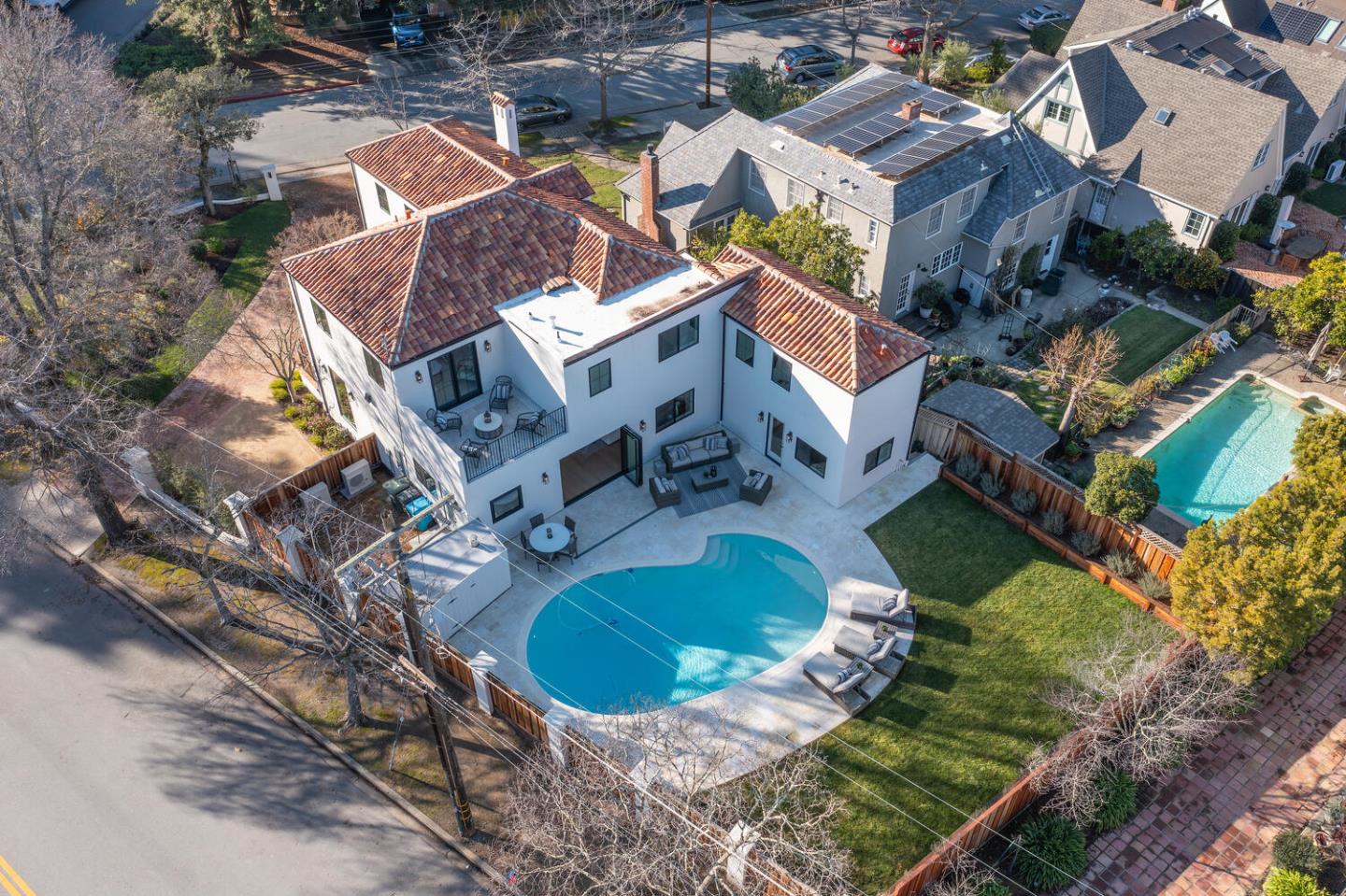 Front Image Thumbnail for ML82033993