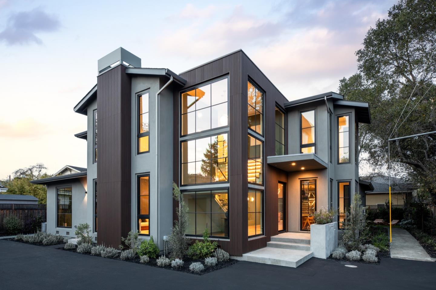 Front Image Thumbnail for ML82034017