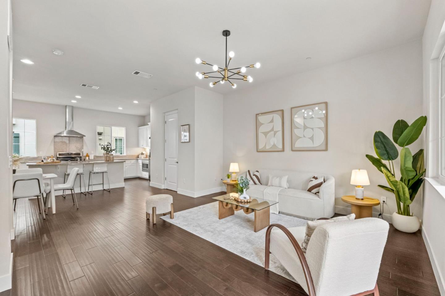 Front Image Thumbnail for ML82034199