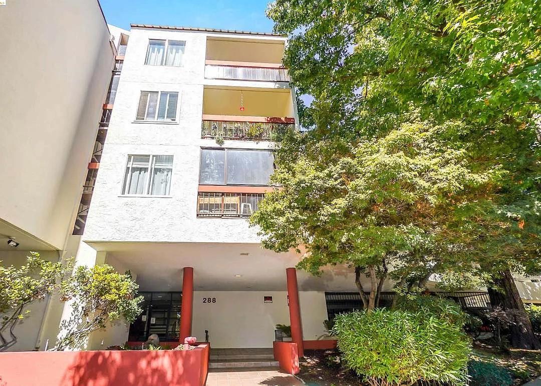 Front Image Thumbnail for ML82034345