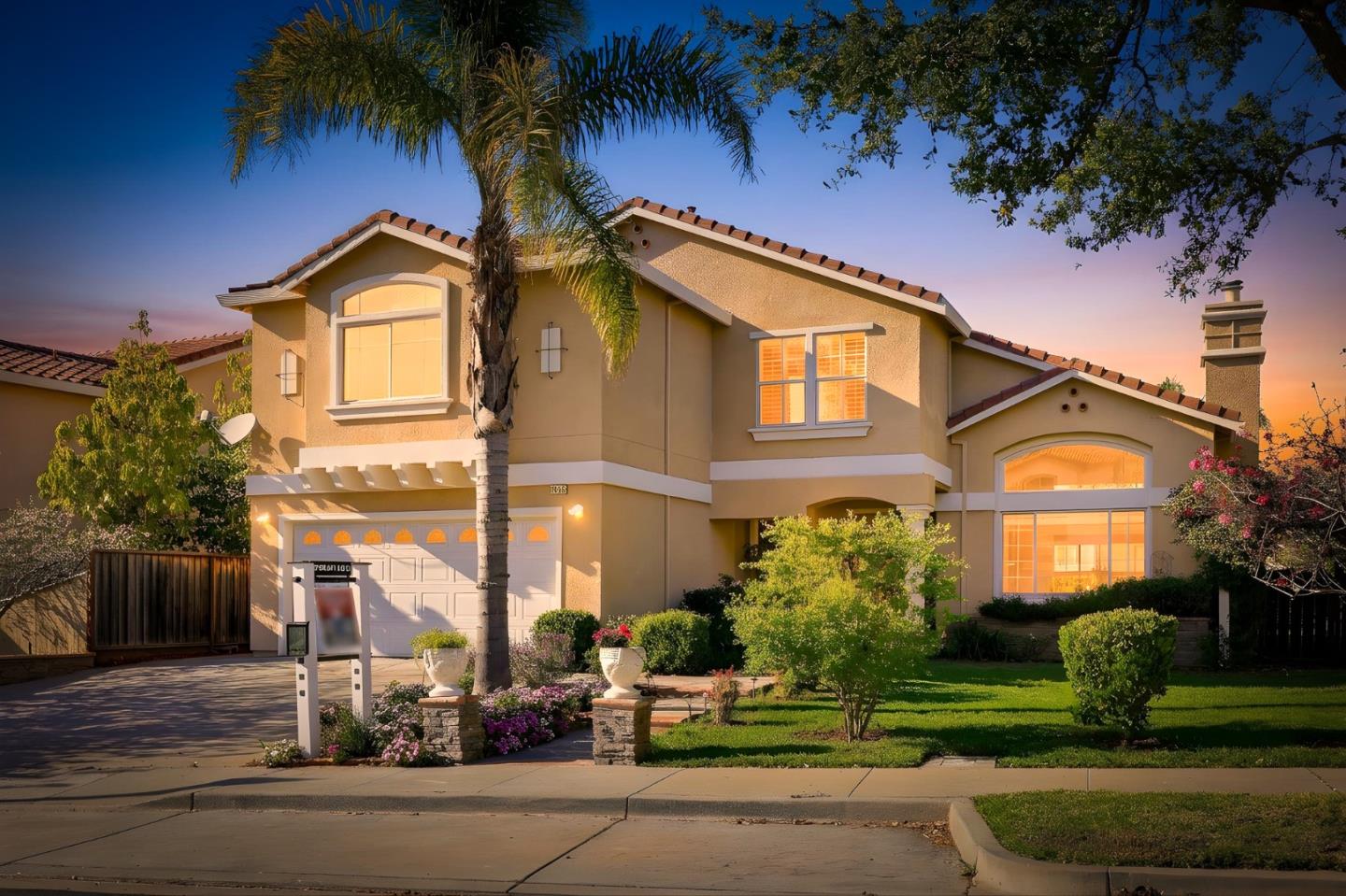 Front Image Thumbnail for ML82034360