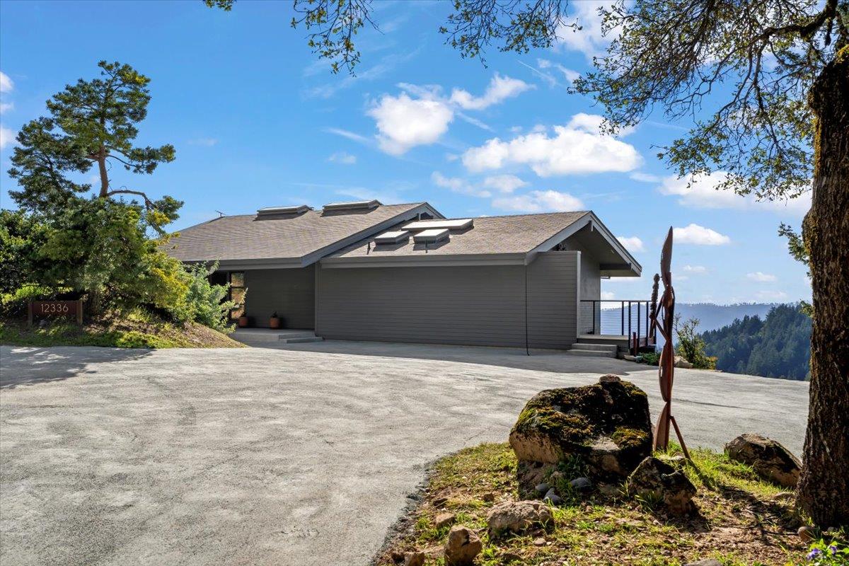 Front Image Thumbnail for ML82034367