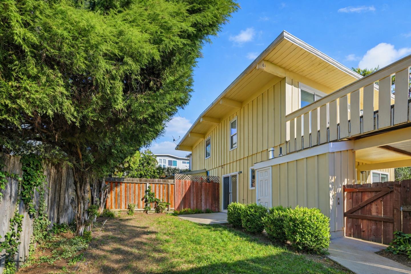 Front Image Thumbnail for ML82034386