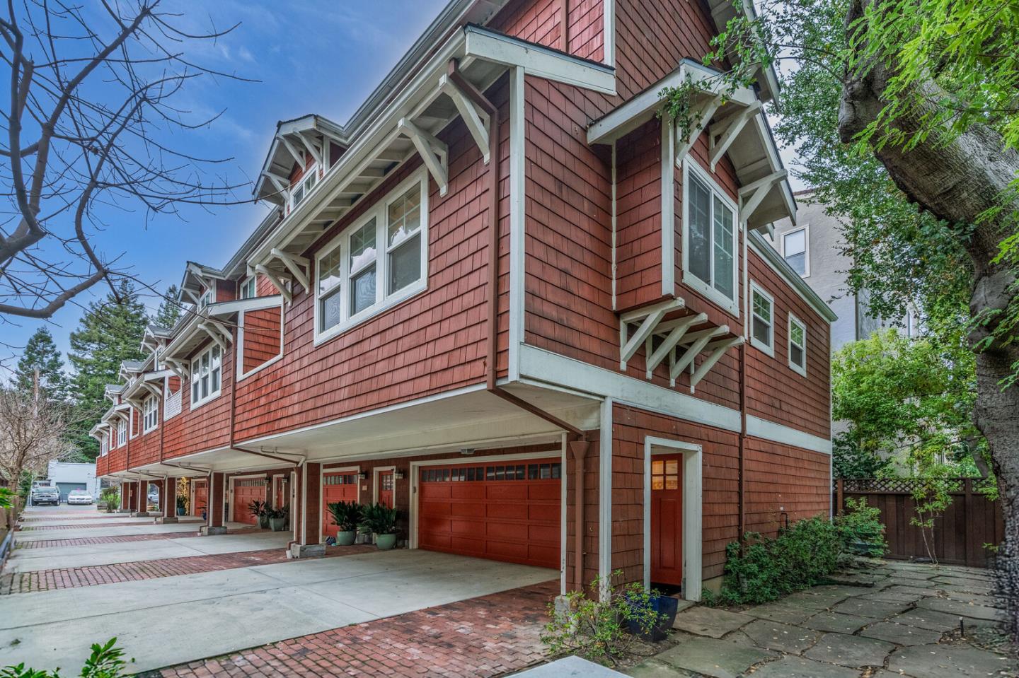 Front Image Thumbnail for ML82034761