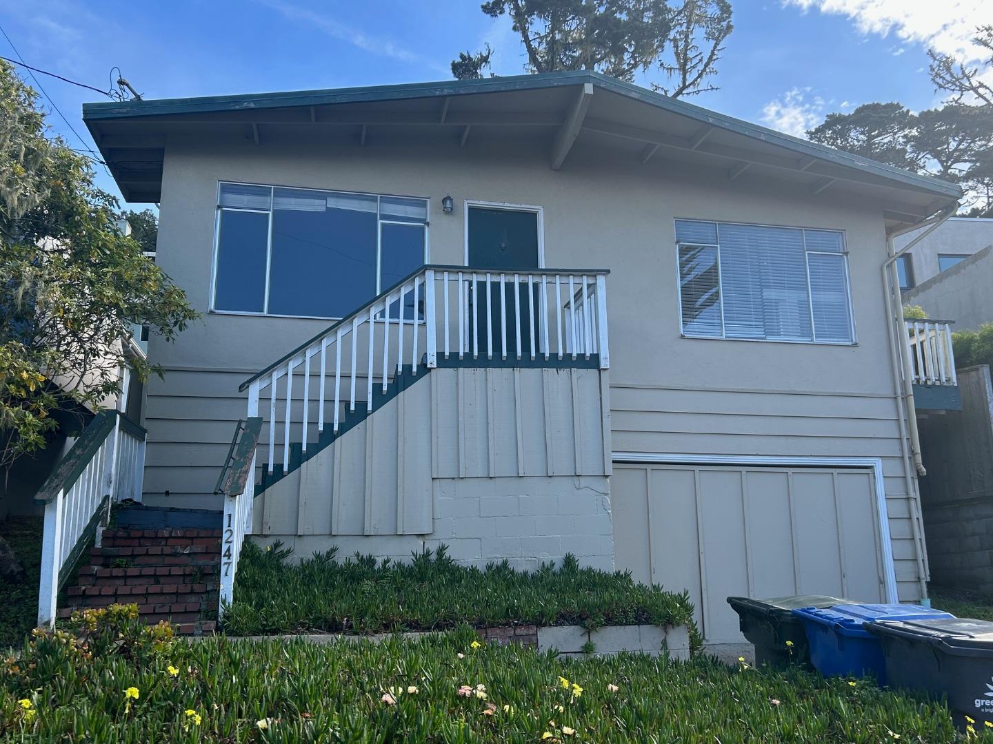 Front Image Thumbnail for ML82034836