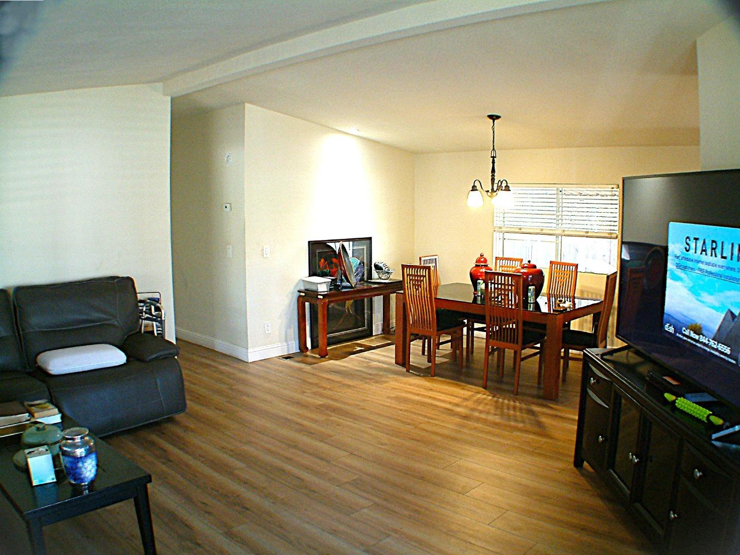 Front Image Thumbnail for ML82034943