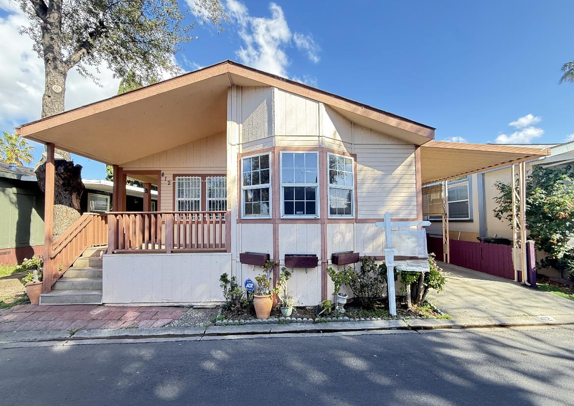 Front Image Thumbnail for ML82035101