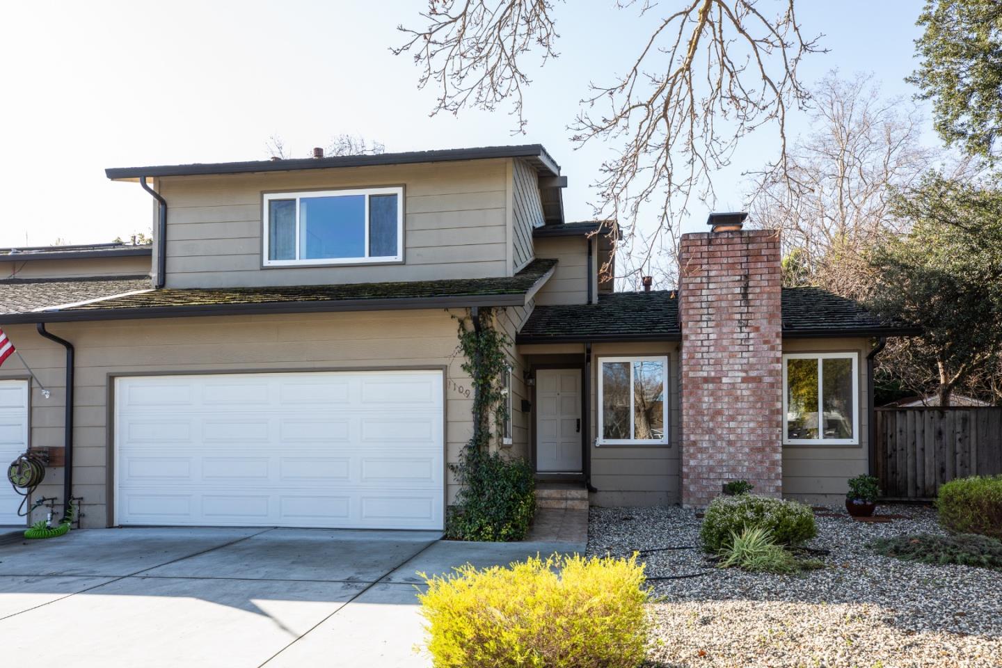 Front Image Thumbnail for ML82035143