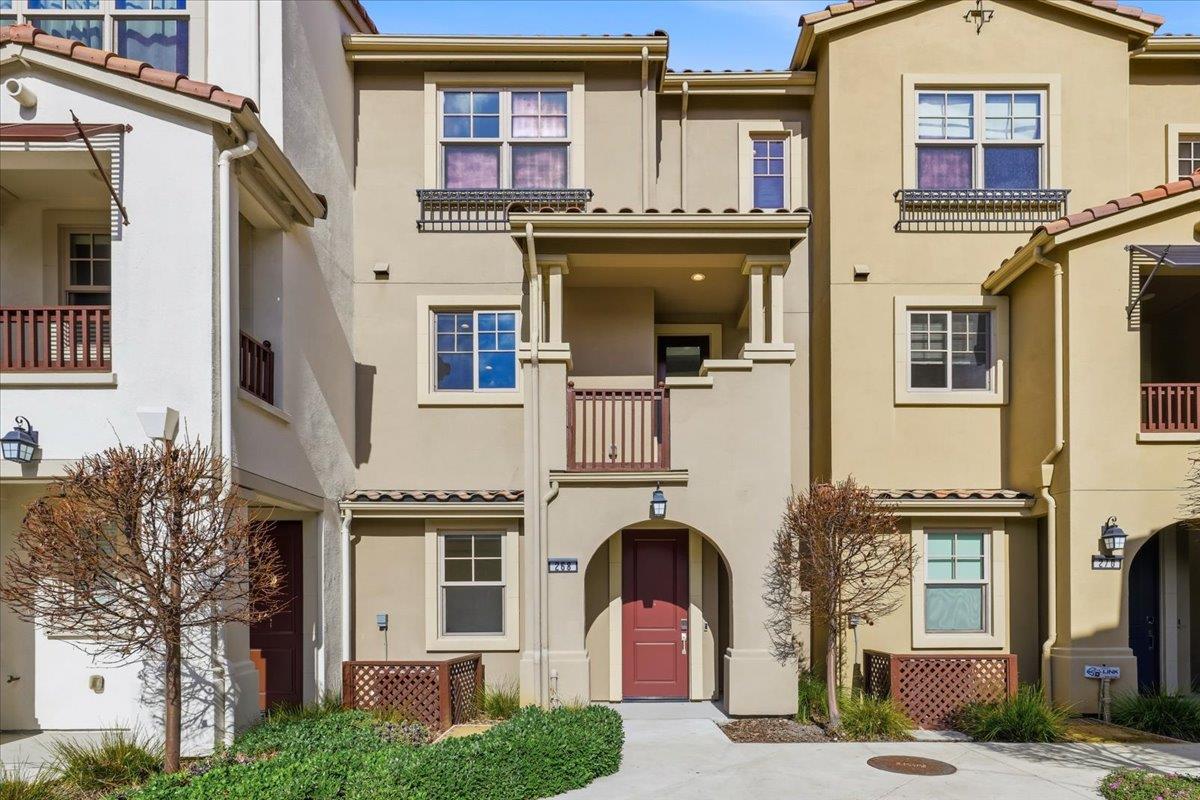 Front Image Thumbnail for ML82035341