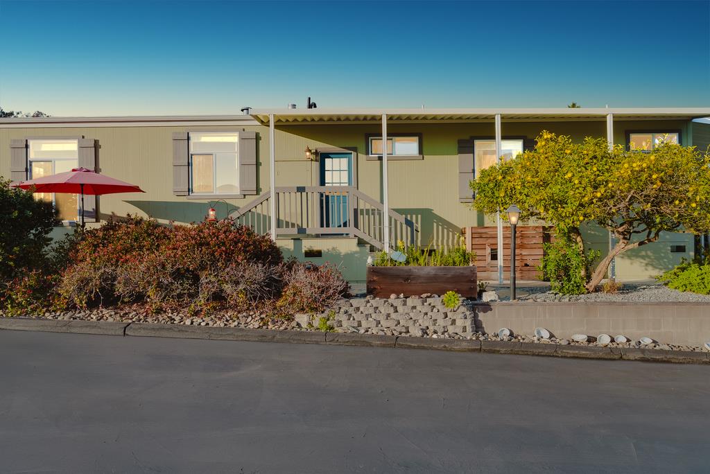 Front Image Thumbnail for ML82035402