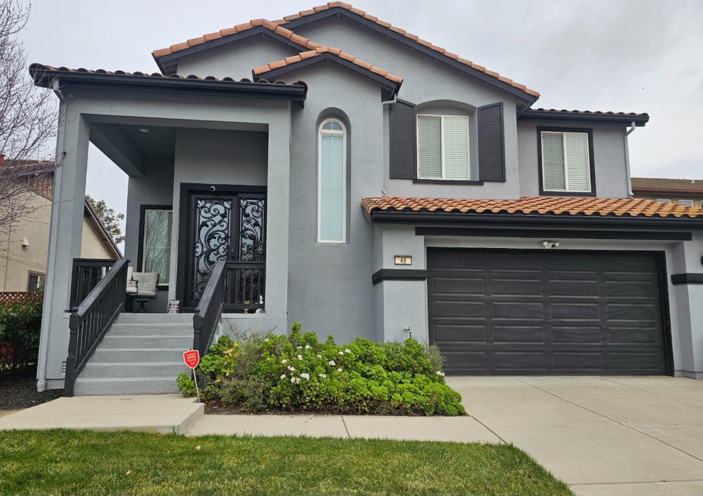 Front Image Thumbnail for ML82035415