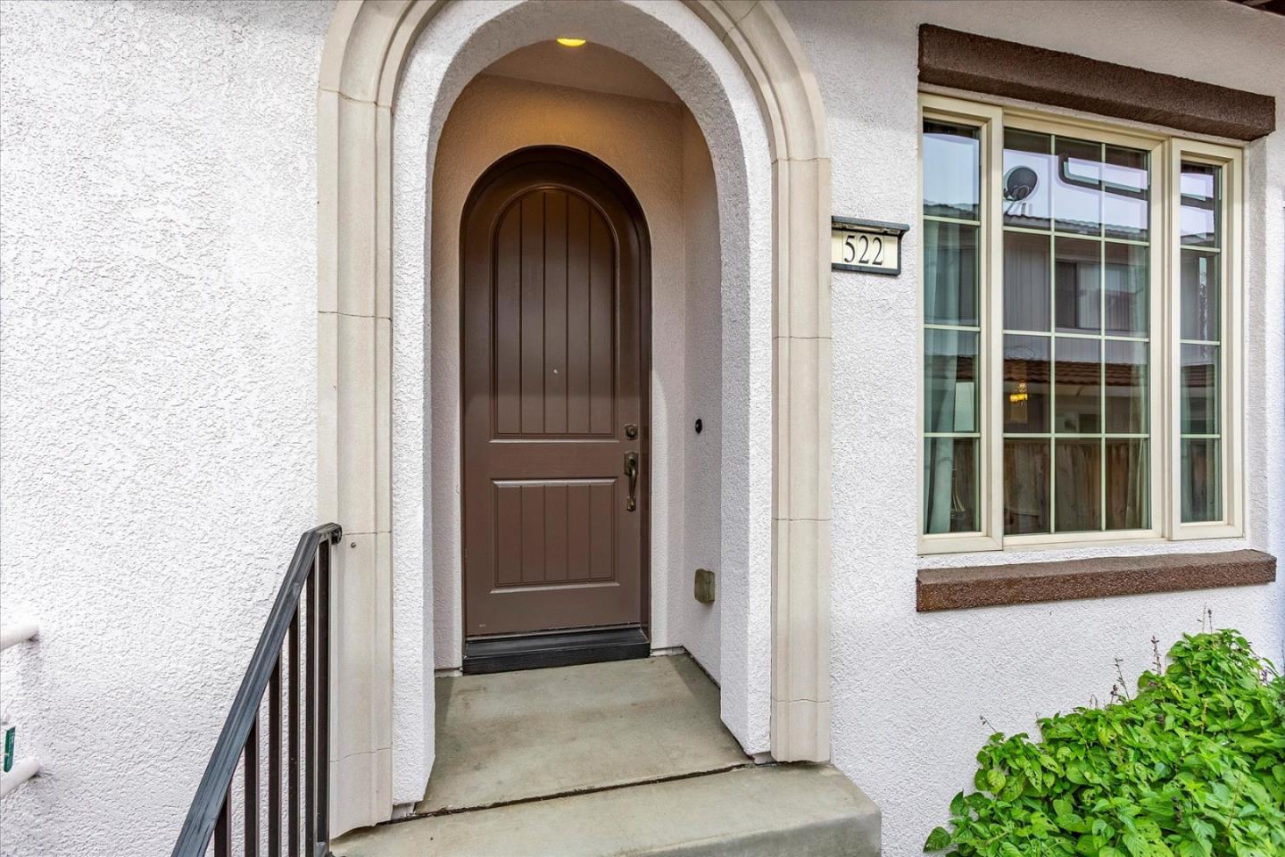 Front Image Thumbnail for ML82035439