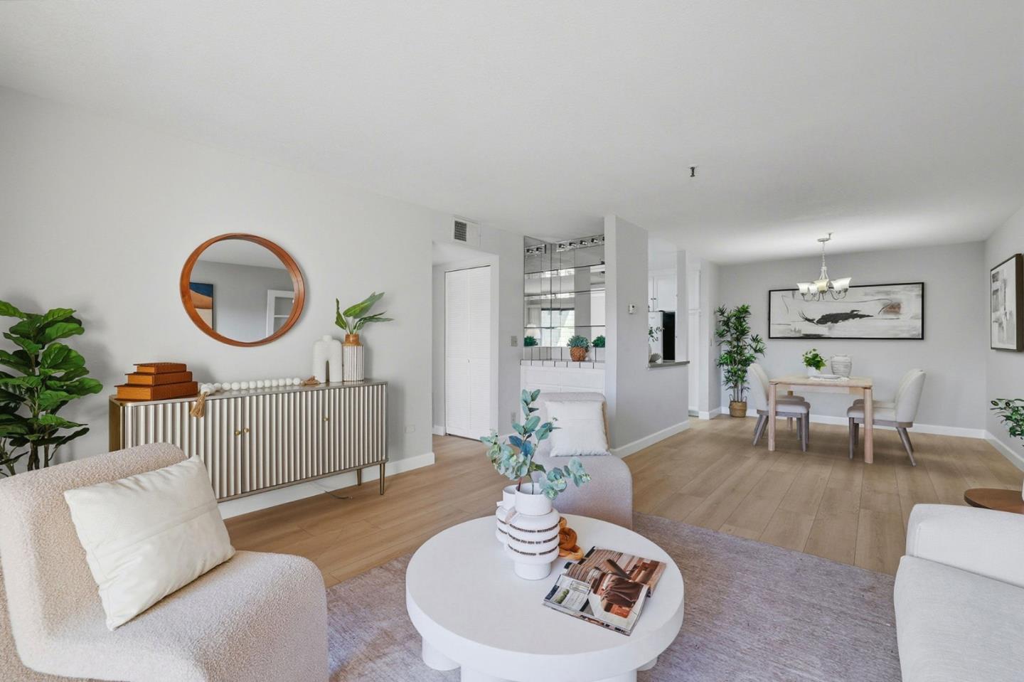 Front Image Thumbnail for ML82035443