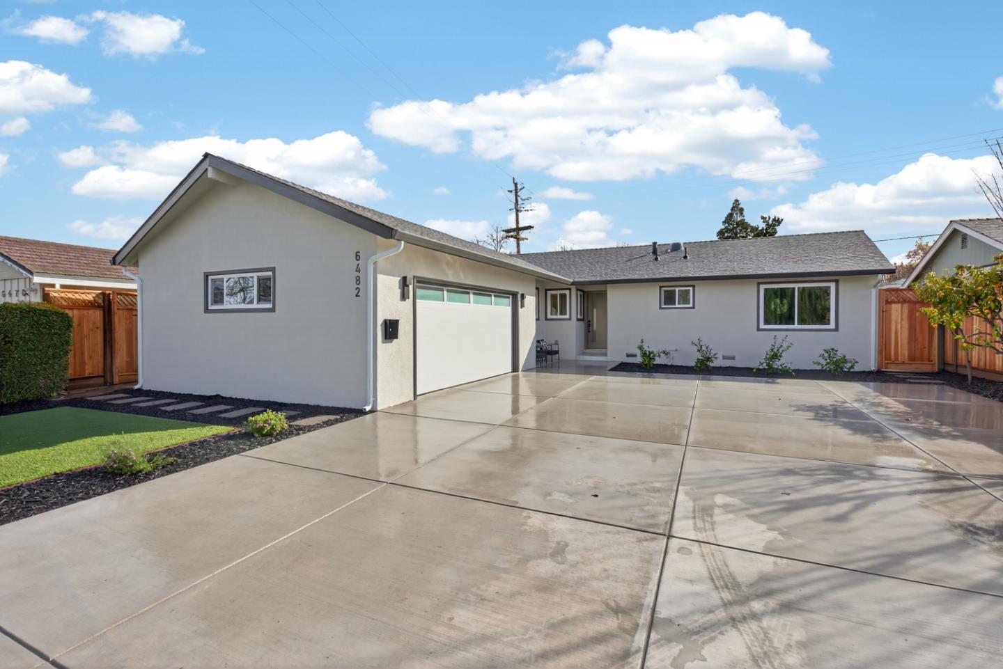 Front Image Thumbnail for ML82035459