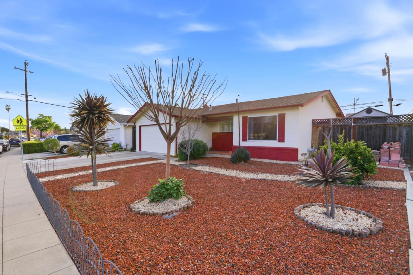 Front Image Thumbnail for ML82035599