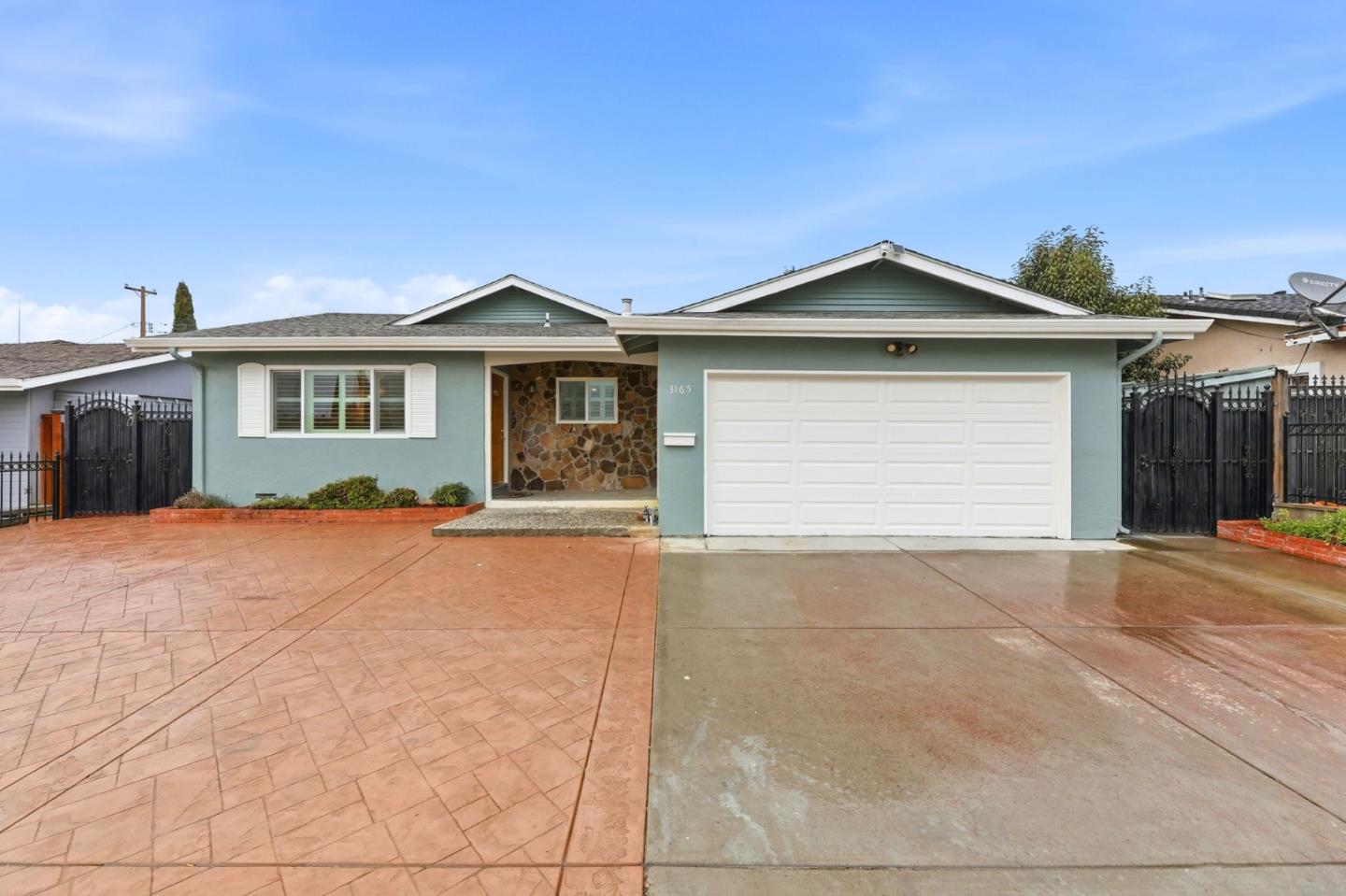 Front Image Thumbnail for ML82035627