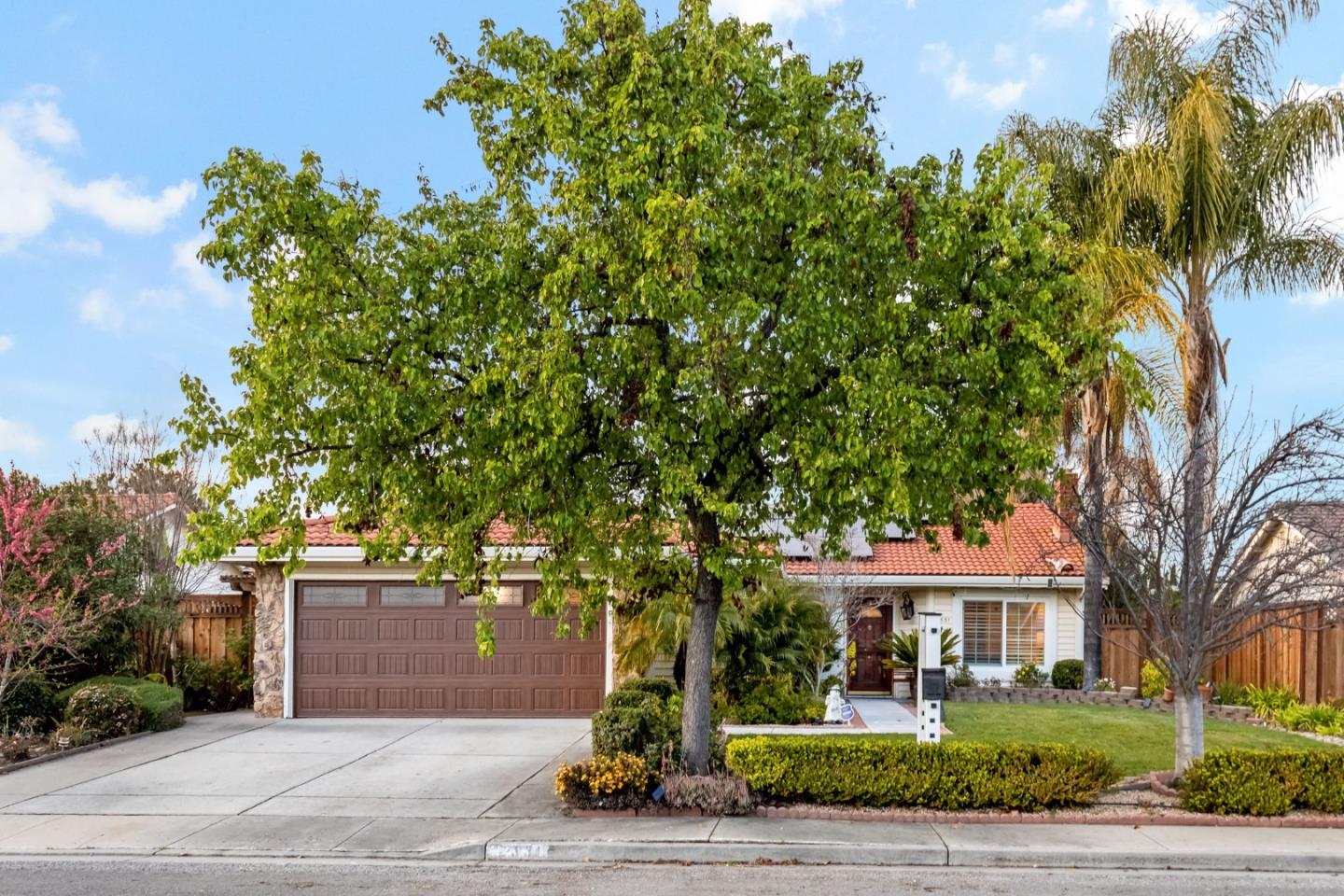 Front Image Thumbnail for ML82035690