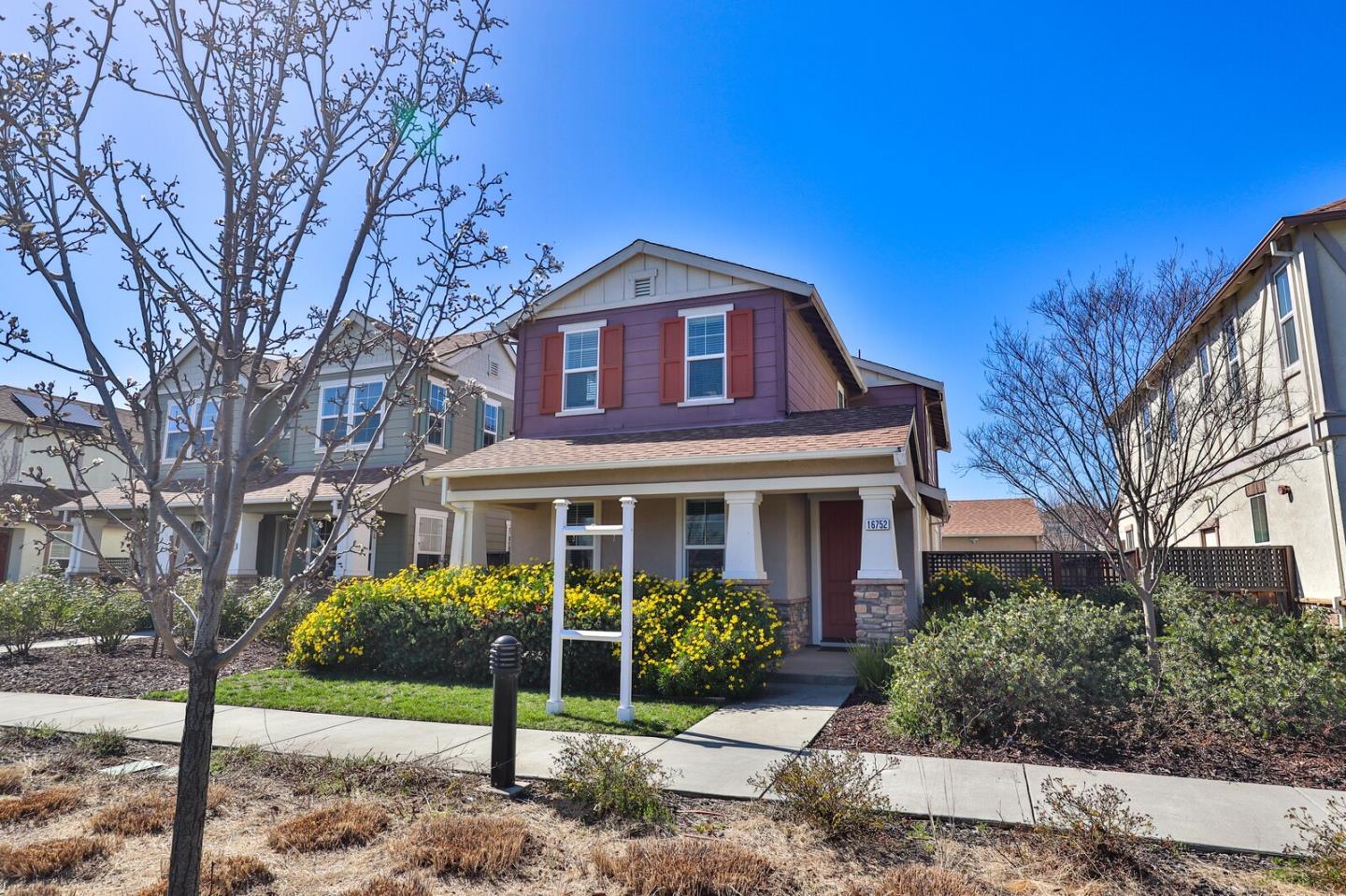 Front Image Thumbnail for ML82035696