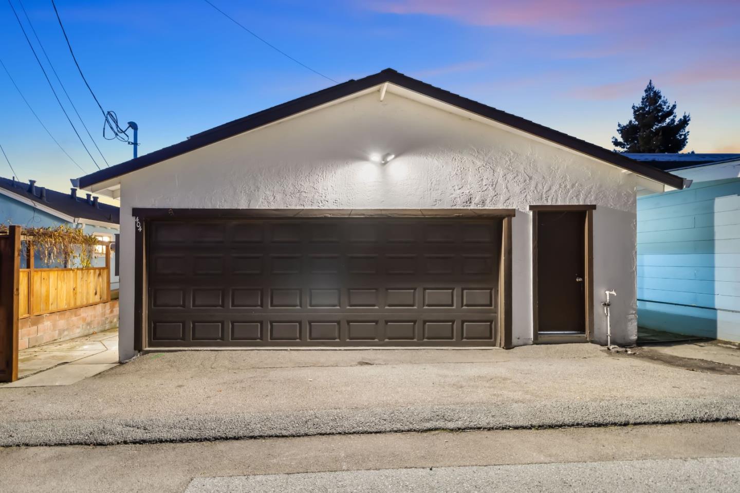 Front Image Thumbnail for ML82035702